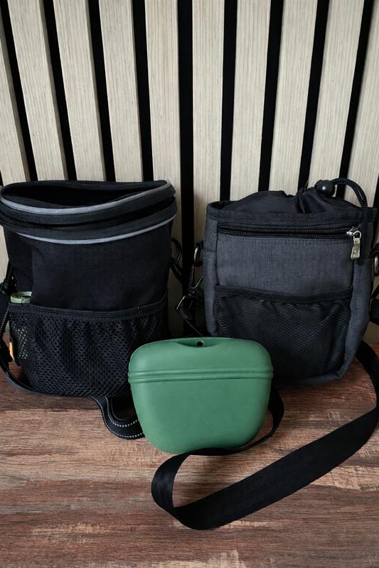 verschiedene Leckerlibeutel für Hundetraining - Houndmove Alltagstest